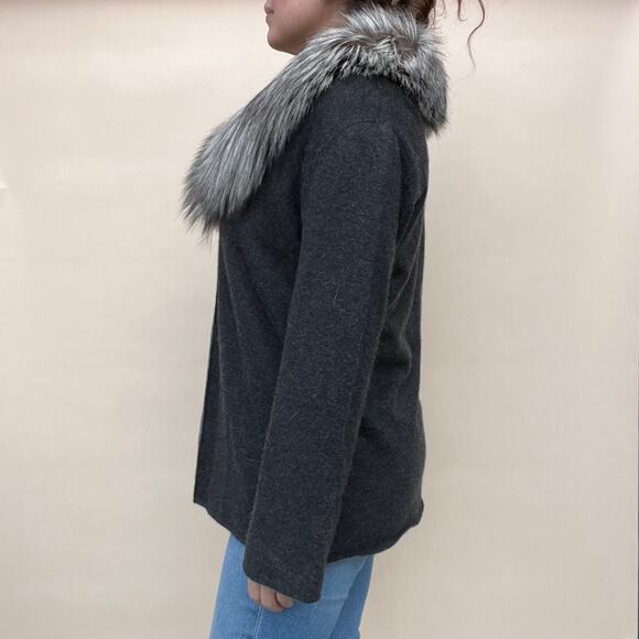 Stunning Gray Cashmere and Fox collar cardigan by Neiman Marcus Womens Size M - Picture 3 of 6